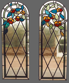 deux vitraux 80 x 30 cm